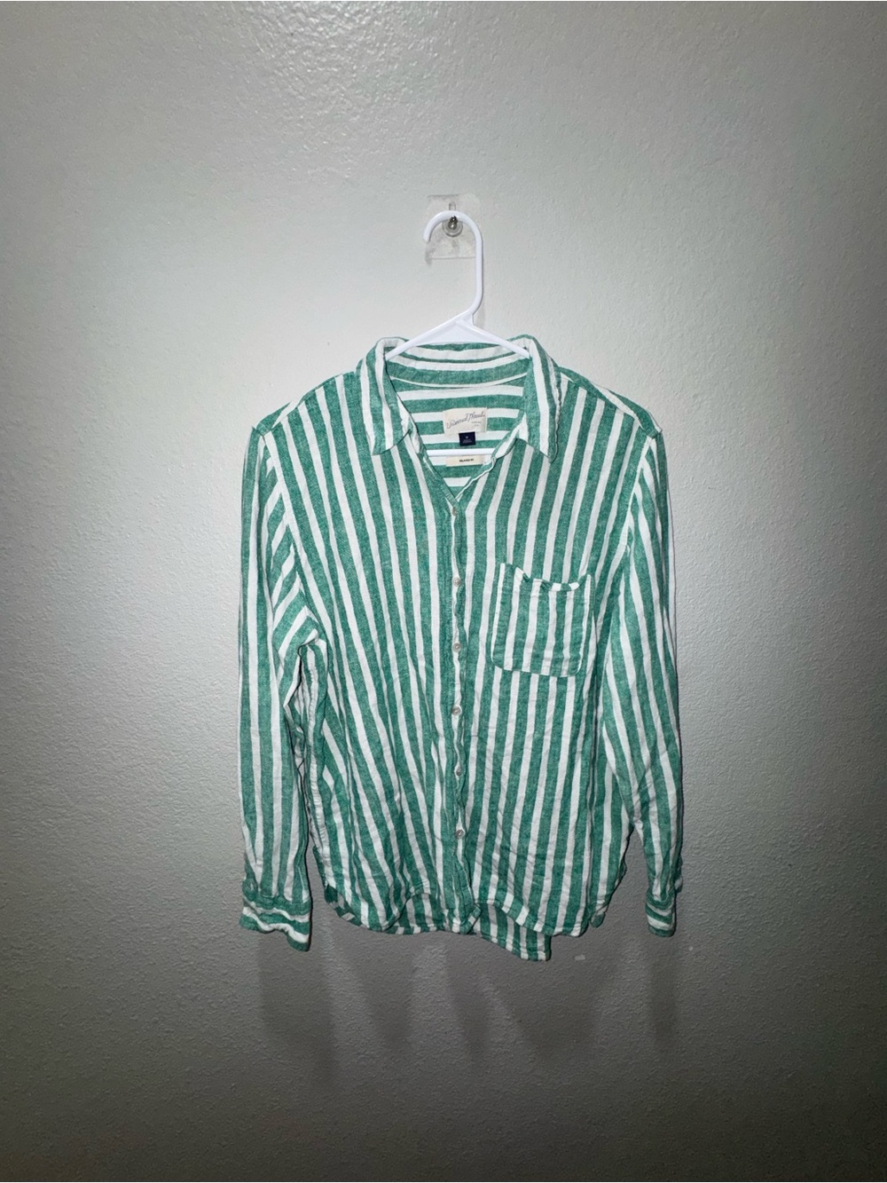 Universal Thread Green & White Vertical Stripe Button-Down Shirt